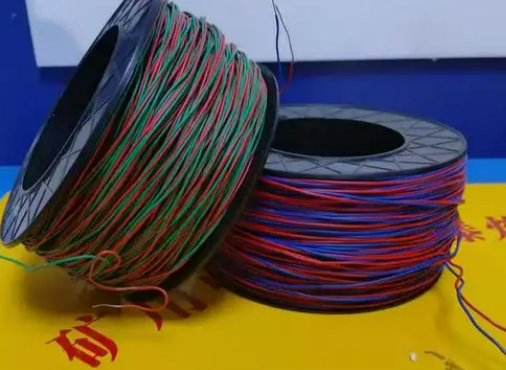 丰台放炮线的主要材质有哪些？不同材质的适用场景有何区别？
